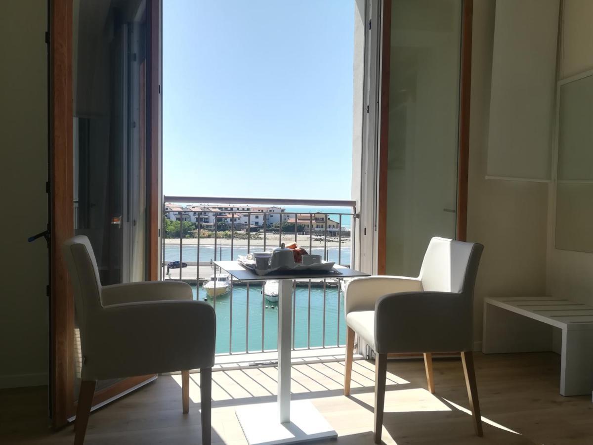 Roma Hotel Кастільйоне-делла-Пеская Екстер'єр фото