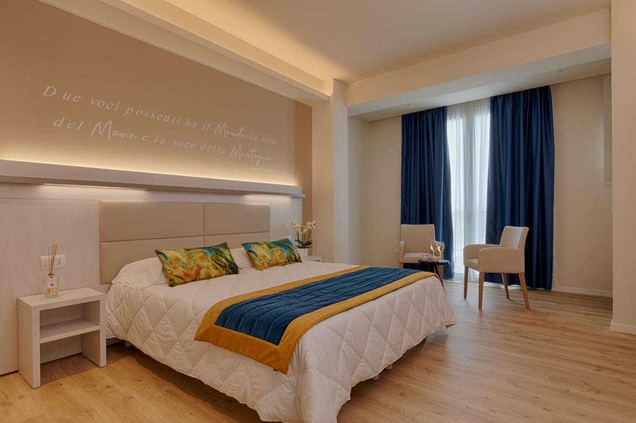 Roma Hotel Кастільйоне-делла-Пеская Екстер'єр фото