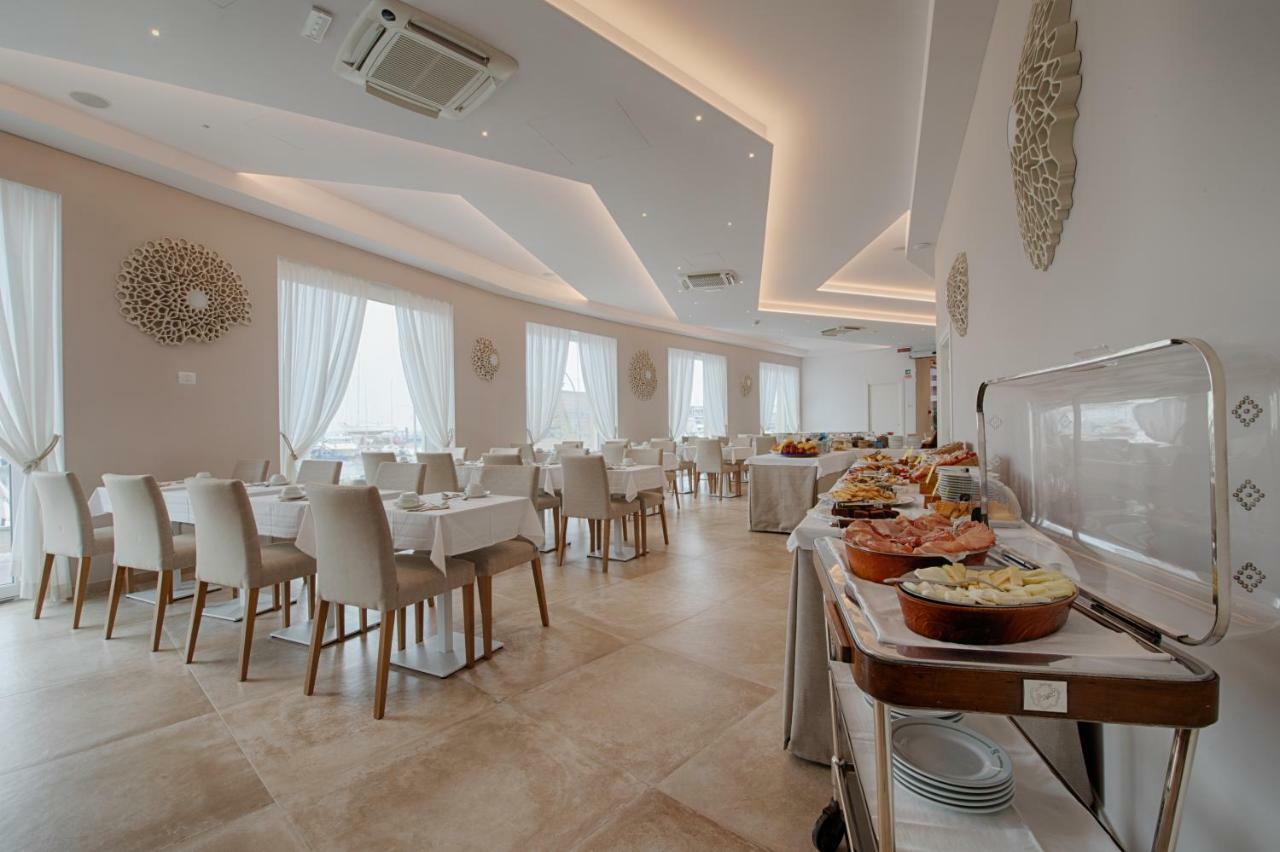Roma Hotel Кастільйоне-делла-Пеская Екстер'єр фото