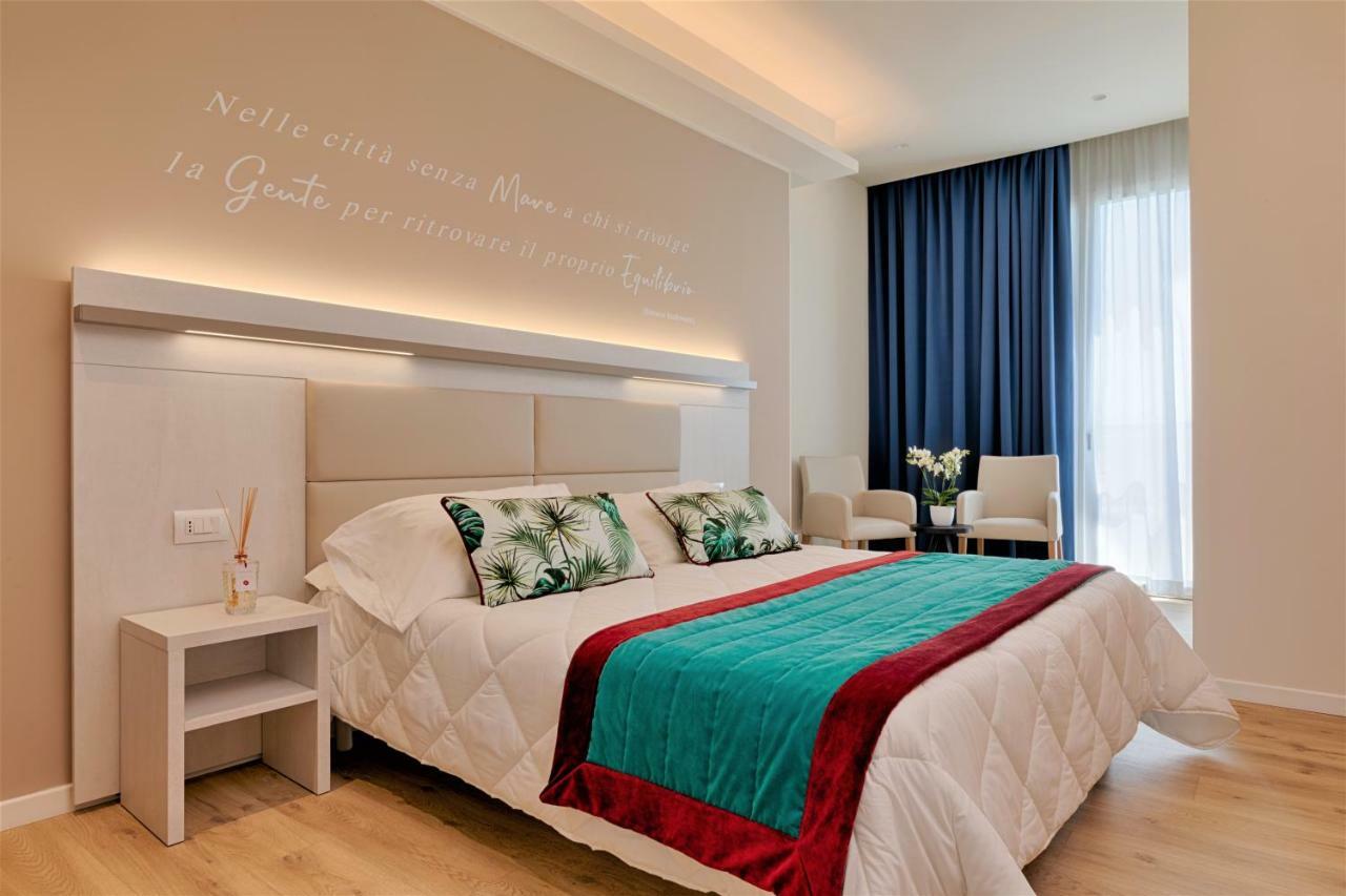Roma Hotel Кастільйоне-делла-Пеская Екстер'єр фото
