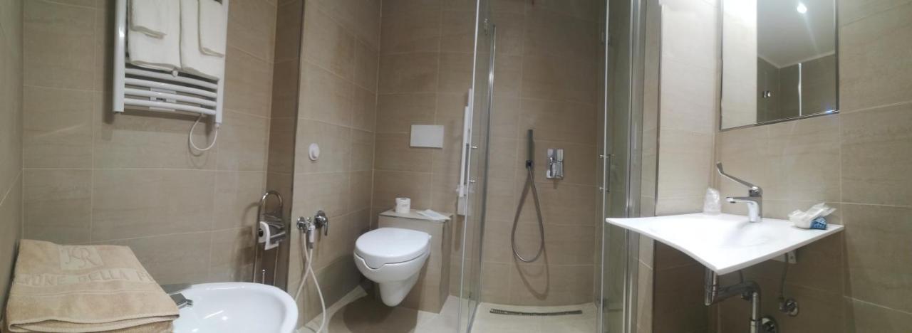 Roma Hotel Кастільйоне-делла-Пеская Екстер'єр фото